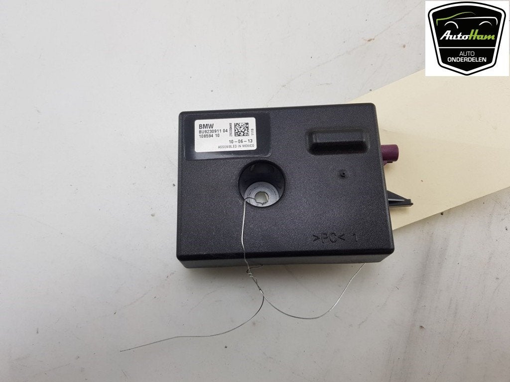 ANTENNE VERSTERKER BMW 3 serie (F30) (01-2011/10-2018), Gebruikt, BMW, Petuelring 130
80809  München, DE, Bayerische Motoren Werke AG