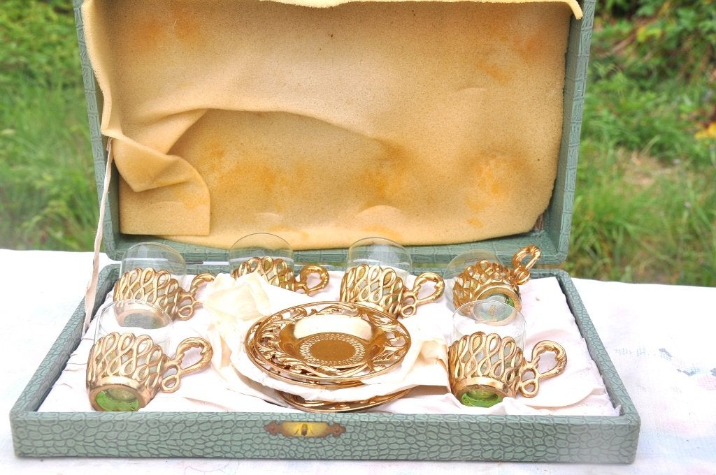coffret 6 verre liqueur avec soucoupe, Antiquités & Art, Enlèvement ou Envoi