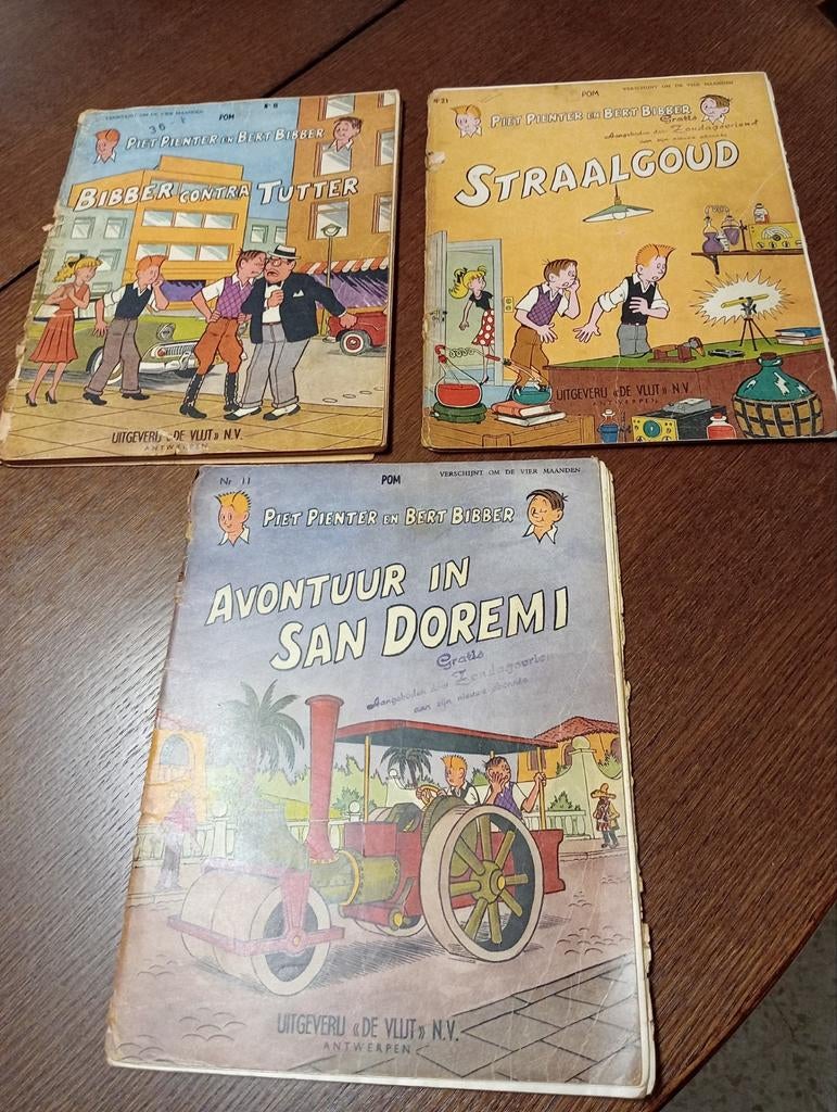 Trois anciens exemplaires, Livres, Enlèvement ou Envoi