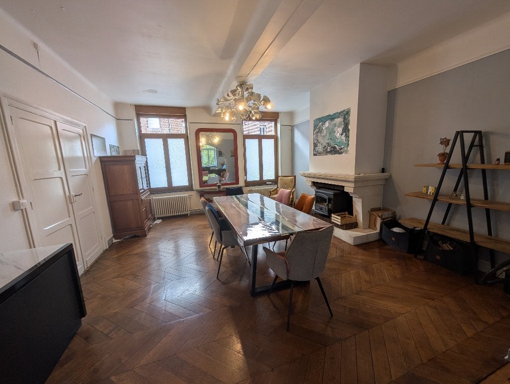 Magnifique maison avesnoise, au bord de la Sambre, Immo, Maison 2 façades, 6 pièces, 1000 à 1500 m², 215 m²