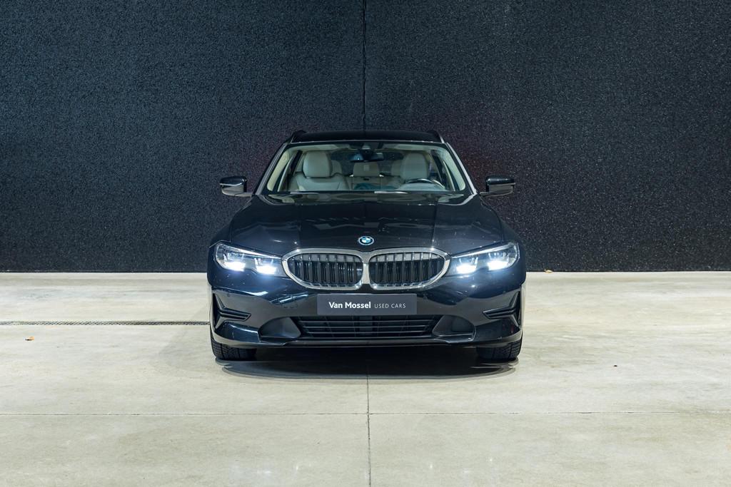 BMW 3 Serie Touring 320e (150 kW) (automatique), 12 kWh, Beige, Hybride rechargeable, 5 portes