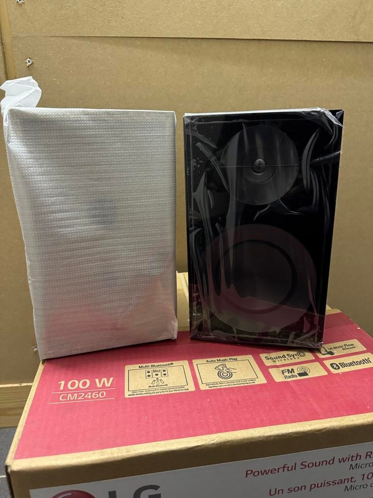 LG boxen (enkel de boxen), Audio, Tv en Foto, Luidsprekerboxen, Ophalen, Nieuw, 60 tot 120 watt, Overige merken