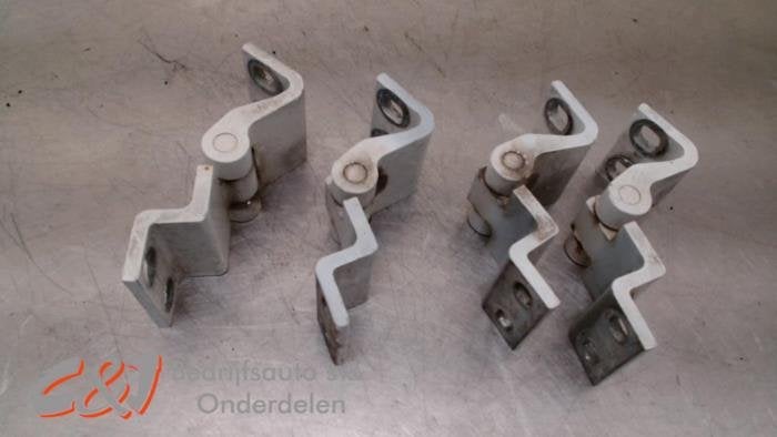 Kit charnières d'un Fiat Fiorino, -, 3 mois de garantie, Utilisé, Fiat