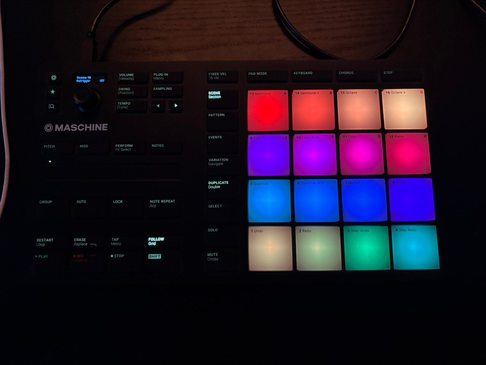 Mschine Mk3 Mikro Native Instruments, Muziek en Instrumenten, Ophalen, Zo goed als nieuw