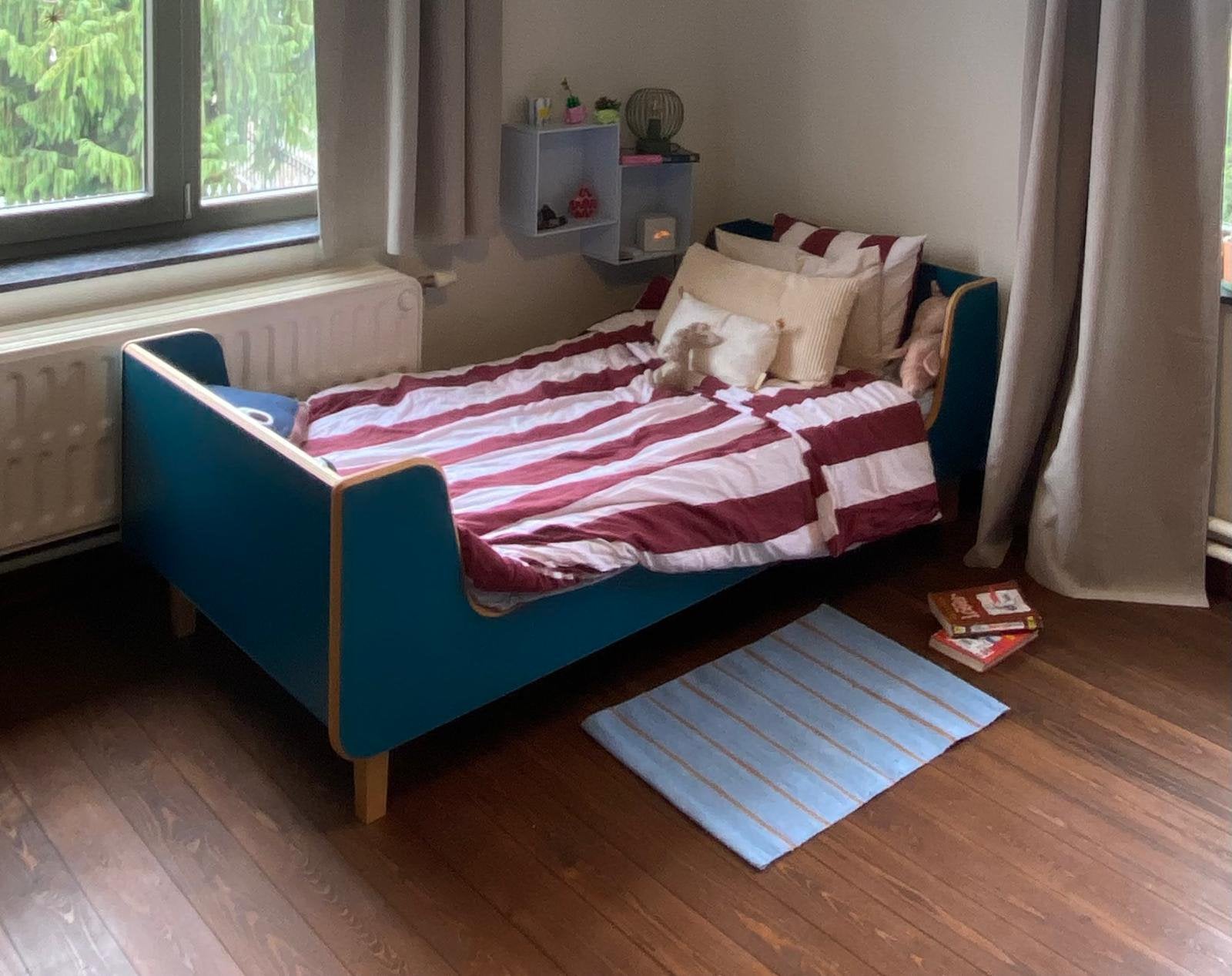 Stevig houten bed met lattenbodem, 85 tot 100 cm, Zo goed als nieuw, 180 cm of meer, Ophalen