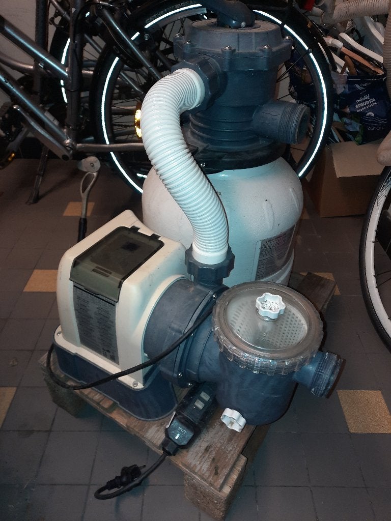 Zandfilterpomp intex + solar bol, Tuin en Terras, Zwembad-toebehoren, Gebruikt, Filter, Ophalen