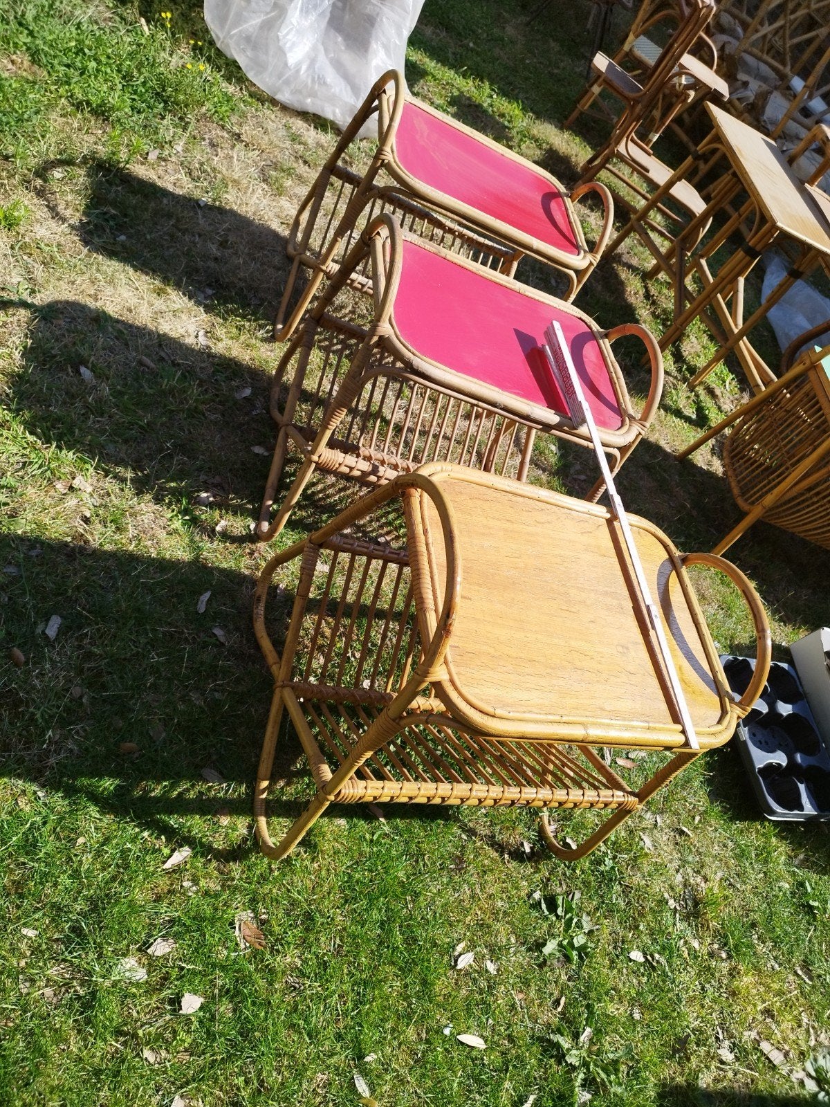 Vintage rieten bijzettafels, Huis en Inrichting, Tafels | Bijzettafels, Ophalen