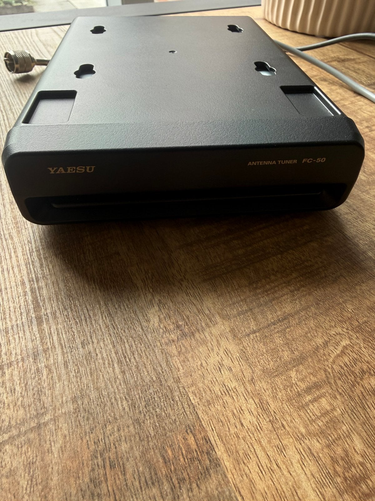 Zeer nette Yaesu FC 50 tuner met kabels, Télécoms, Émetteurs & Récepteurs, Enlèvement, Comme neuf, Émetteur et Récepteur