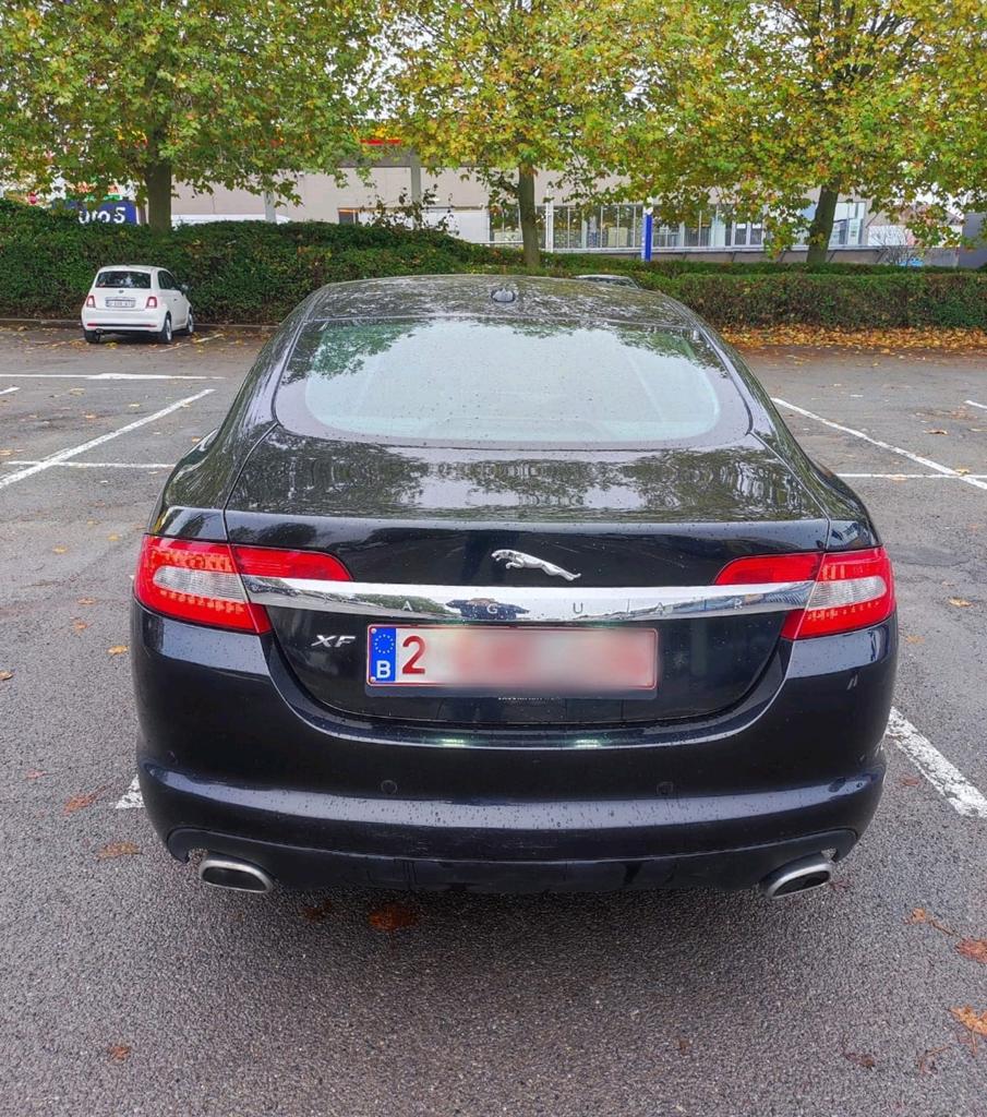 Jaguar XF 2.7 207cv V6 Diesel, prête à immatriculer, CT OK, Autos, Cuir, Achat, Entretenue par le concessionnaire, Noir