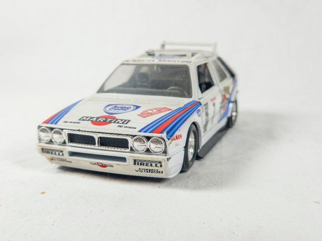 Lancia Delta S4 Rally Martini Racing (1/24) Bburago, Ophalen, Gebruikt, Auto, Burago