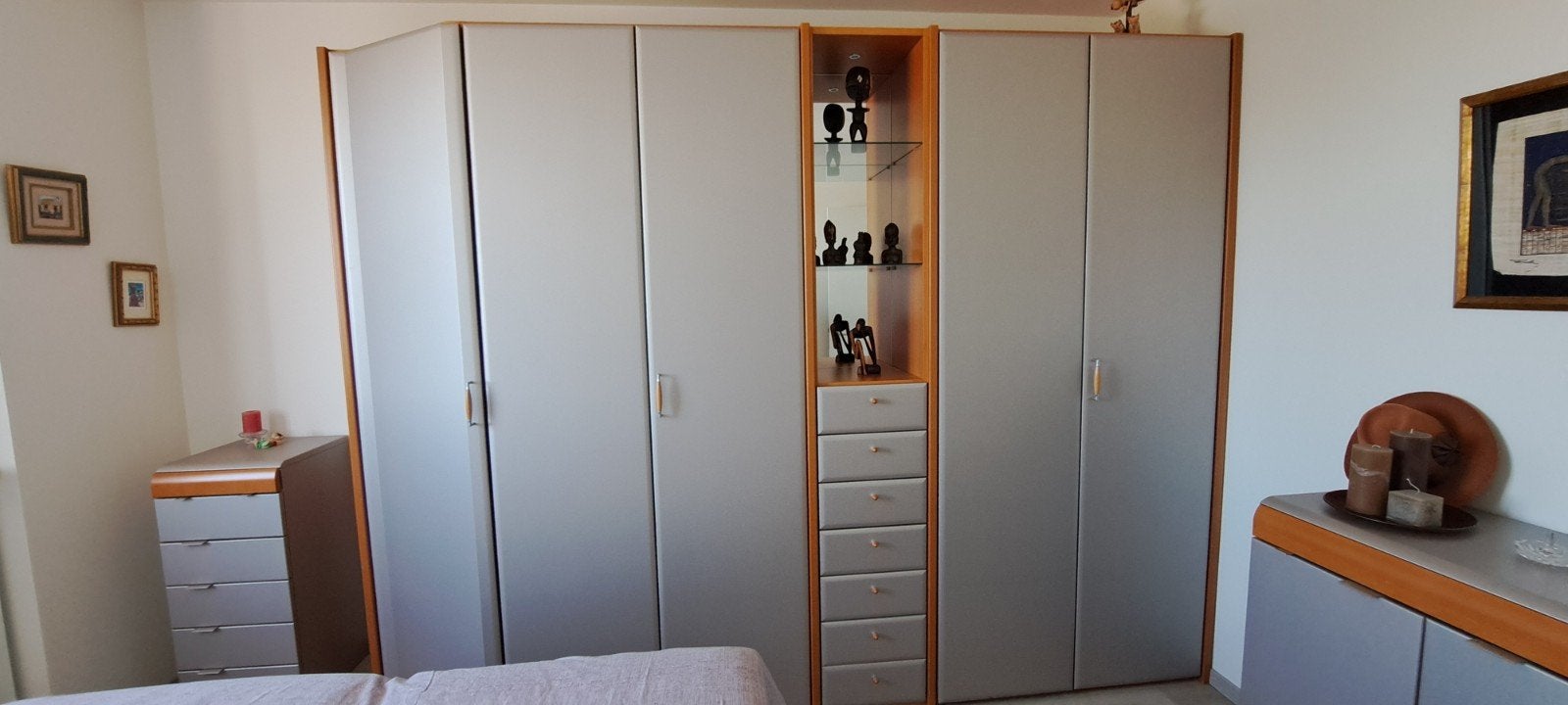 chambre en hêtre, Enlèvement