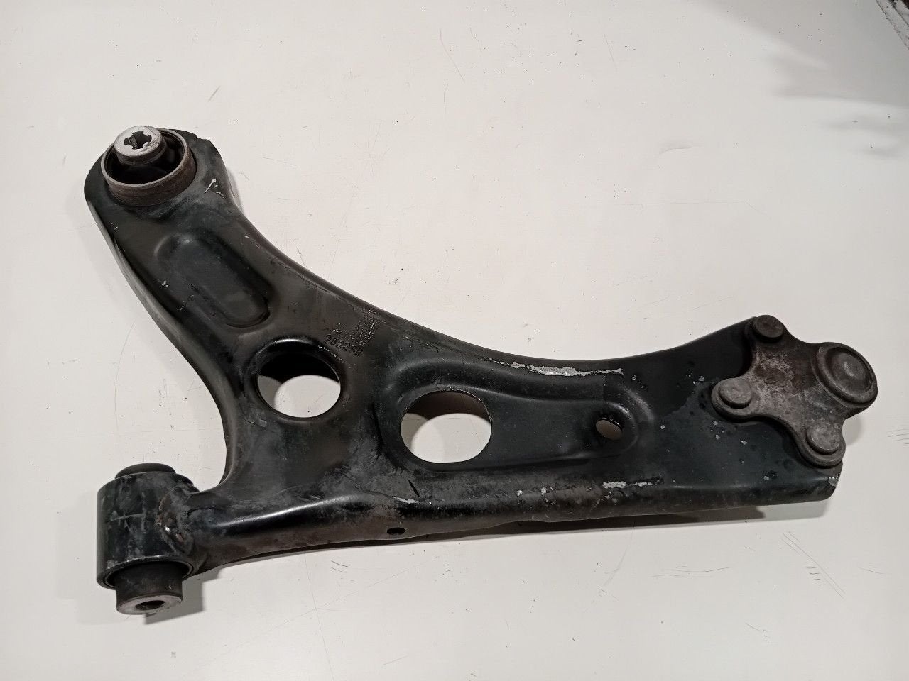 Draagarm rechts voor Opel Corsa, Auto-onderdelen, Onderdelen@venauto.nl, Van der Ven Autorecycling B.V., Gebruikt, Ettenseweg 76, 4706 PB Roosendaal, The Netherlands
