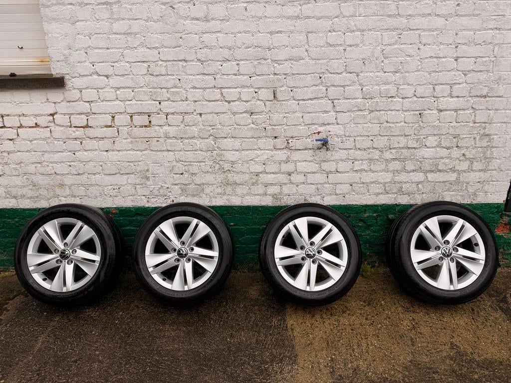 8 in 16 inch golfvelgen + 205/55/16 banden, Auto-onderdelen, Ophalen, Gebruikt, 16 inch, Banden en Velgen