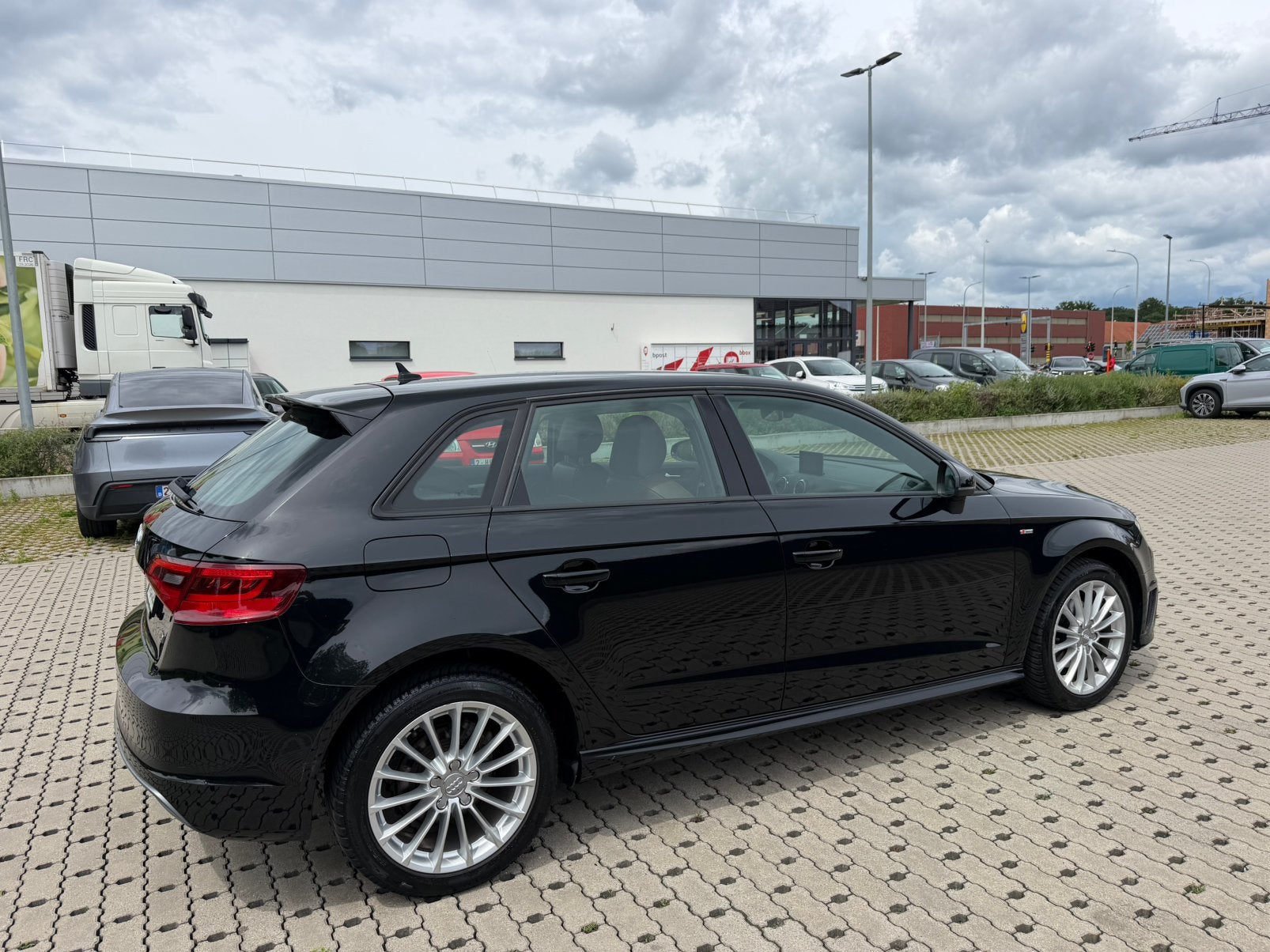 Audi a4 S linie 1.6 tdi jaar 2016, Autos, Audi, Achat, Euro 6, Entreprise, Boîte manuelle