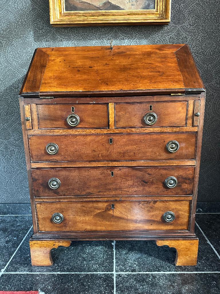 Secretaire mahoniehout, Ophalen