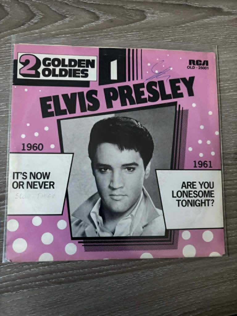 Elvis single, It's now or never/are you lonesome tonight., CD & DVD, Vinyles | Rock, Enlèvement ou Envoi, 7 inch, Rock 'n' roll