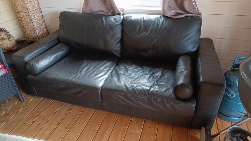 Zwarte tweezit kunstleer 190cm X 90cm, Huis en Inrichting, Zetels | Zetels, Ophalen