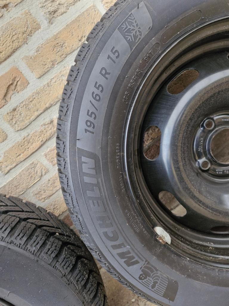 Winterset peugeot 2008 Michelin, 15 inch, Banden en Velgen, 195 mm, Winterbanden