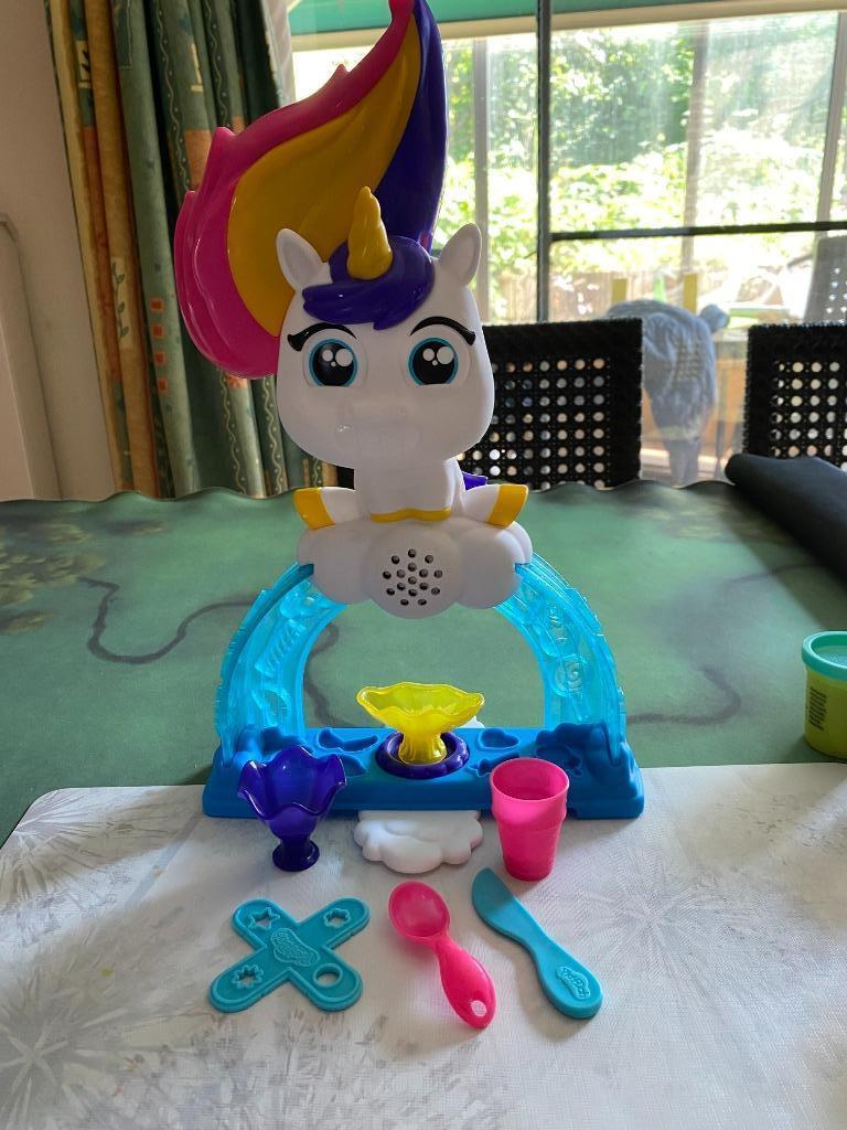 Set Eenhoorn ijsjesmaker Play Doh plasticine, Ophalen of Verzenden, Zo goed als nieuw, Knutselen, Met geluid