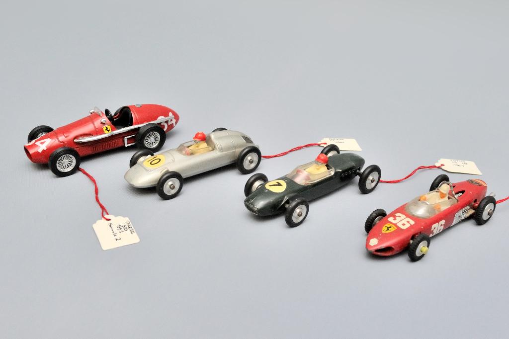 4 Legendarische Formule 1-wagens schaal 1/43, Ophalen of Verzenden, Gebruikt, Formule 1