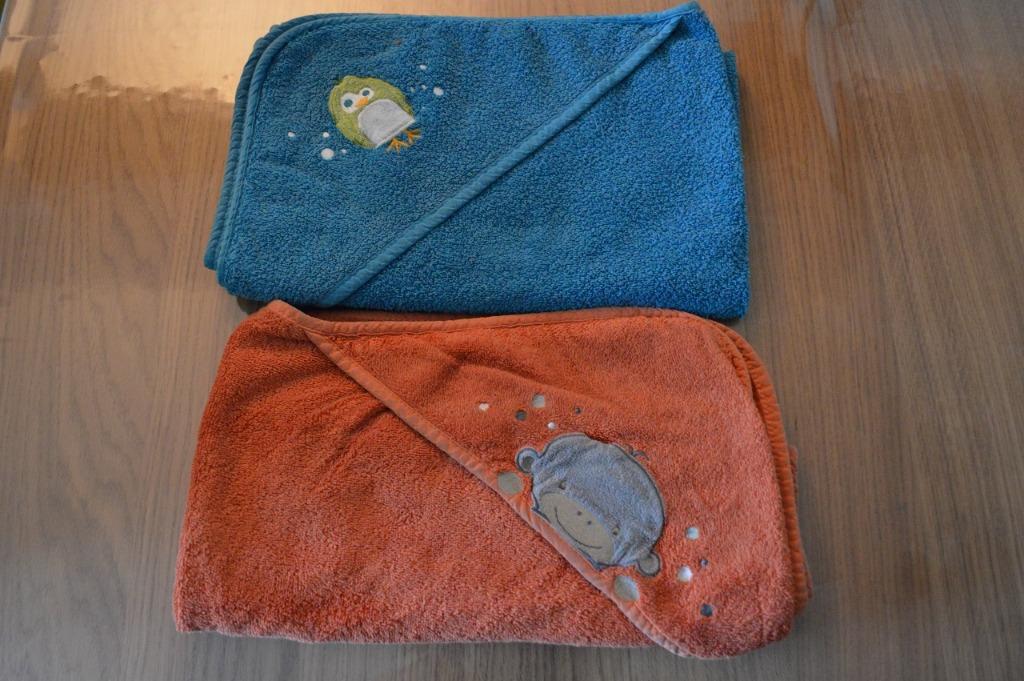 Badhanddoek (badcape) voor baby en kind 2 stuks, Enlèvement ou Envoi, Utilisé, Autres types, Autres marques