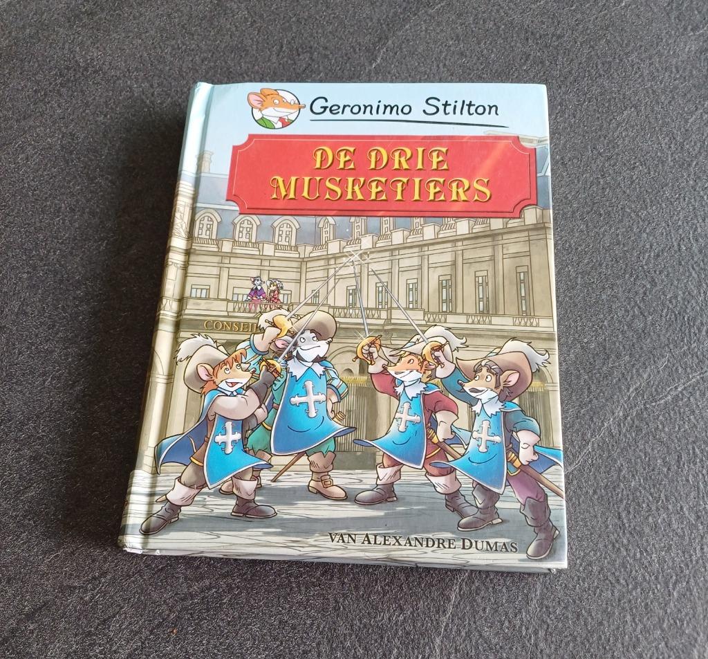 boek geronimo Stilton : de drie musketiers, Livres, Enlèvement ou Envoi, Utilisé, Geronimo Stilton, Fiction général