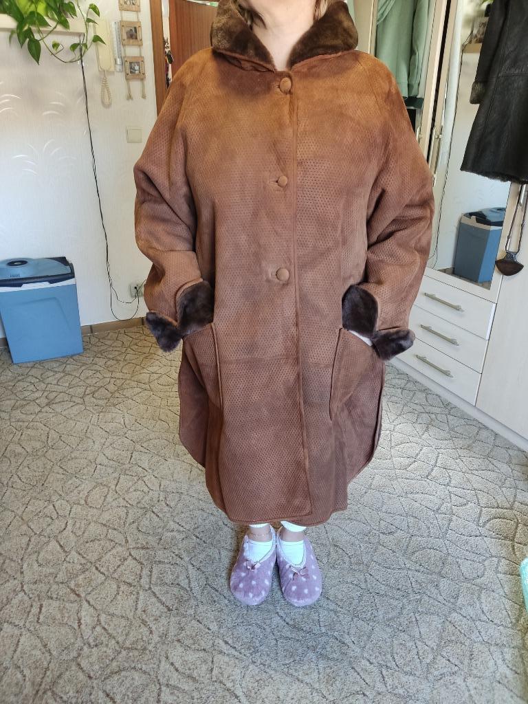 Manto voor dames, maat XL., Ophalen of Verzenden, Gedragen, Maat 46/48 (XL) of groter, Bruin