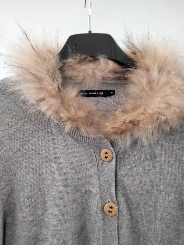 Grijskleurige gilet.met of zonder bontje te dragen., Enlèvement ou Envoi, Comme neuf, Taille 38/40 (M)