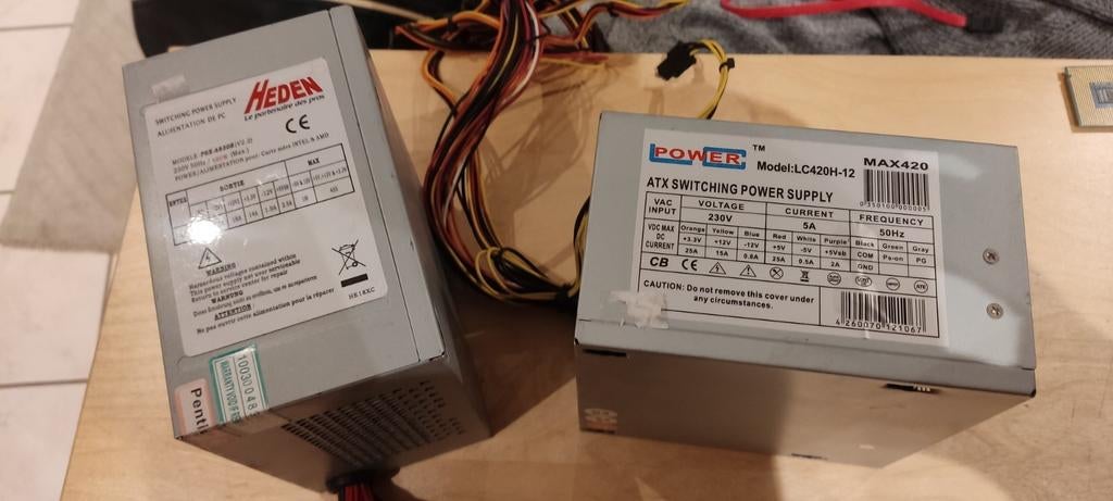2 Voedingen voor pc 1x Heden 480W + PSX-A830B 420 W ATX, Ophalen of Verzenden, Zo goed als nieuw