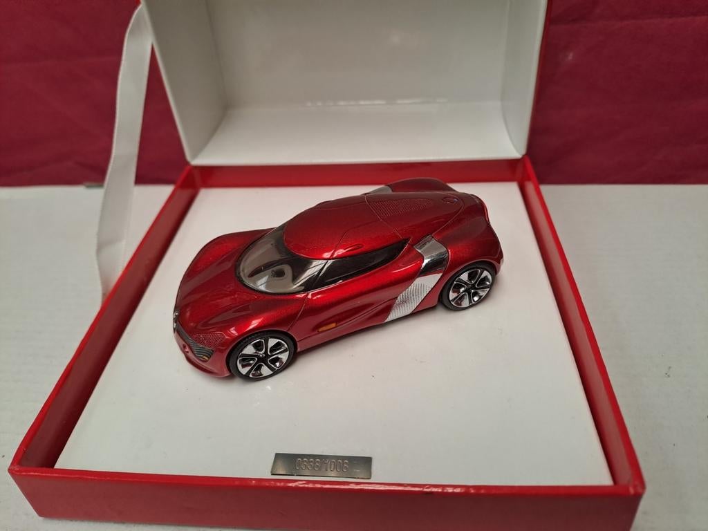 Renault collection concept car 1/43, Ophalen of Verzenden, Zo goed als nieuw