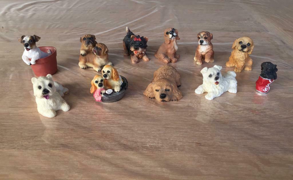 Lot de 11 figurines de chiens en résine, Comme neuf, Animal
