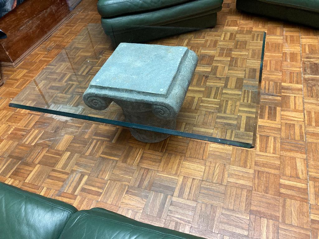 Table de salon pied en pierre et vitre biseauté, Enlèvement