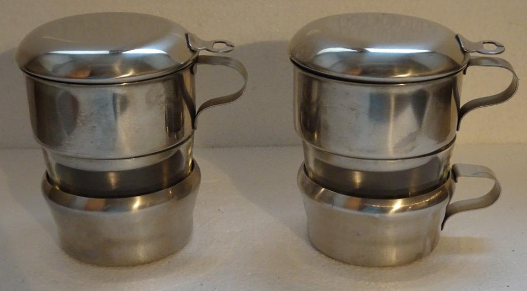 TASSES AVEC FILTRE A CAFE, Enlèvement ou Envoi