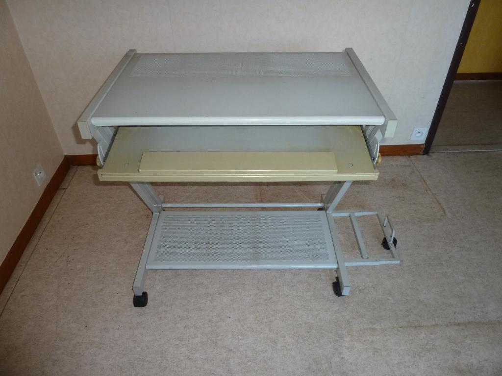 computer tafel, Huis en Inrichting, Ophalen, Met wielen, Gebruikt
