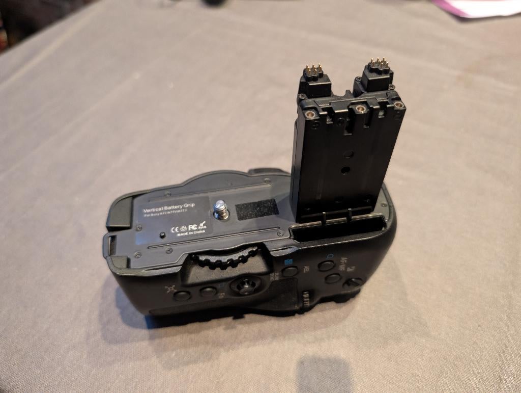 Poignée grip pour Sony slt 58, 65, 77..., Enlèvement ou Envoi