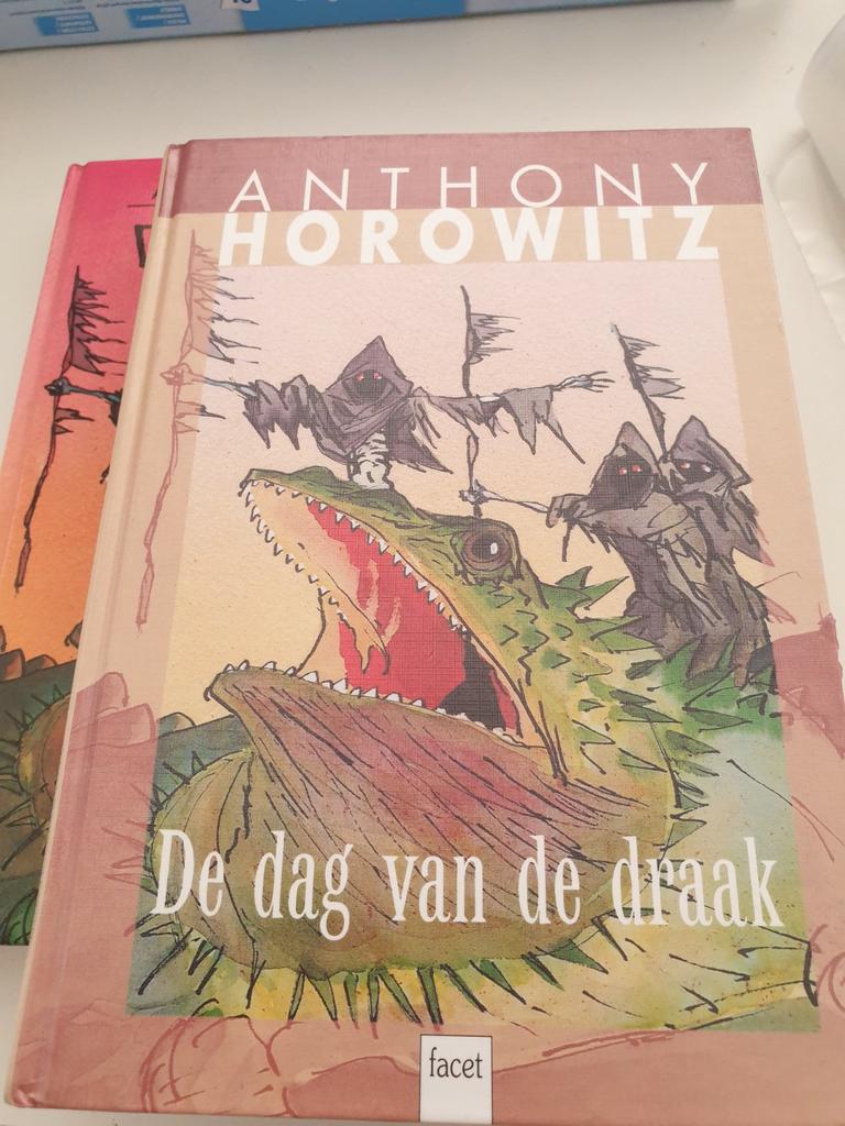 Anthony Horowitz - De dag van de draak. Hardcover 2002 4e dr, Ophalen of Verzenden, Zo goed als nieuw, Anthony Horowitz