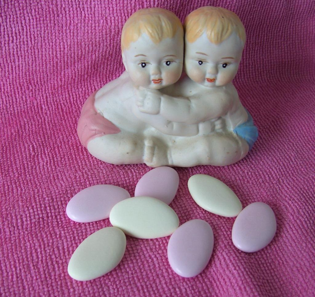 JONGEN/ MEISJE TWEELING aardewerk partijtje 57 STUKS Nieuw, Ophalen of Verzenden, Nieuw, Kraamcadeau