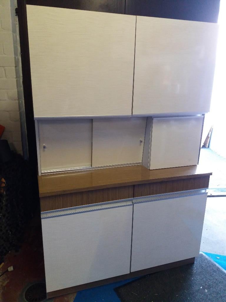 Vintage keukenkast, Enlèvement