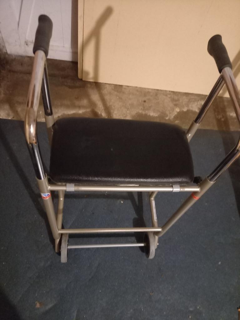 déambulateur 2 roues, Ophalen, Gebruikt