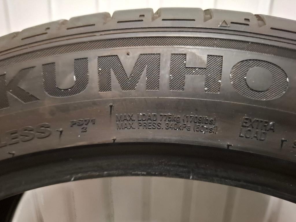 Set 4 pneus été Kumho 235/45 ZR19 99Y, Autos : Pièces & Accessoires, Pneus & Jantes, Véhicule de tourisme, Pneus été, Pneu(s)