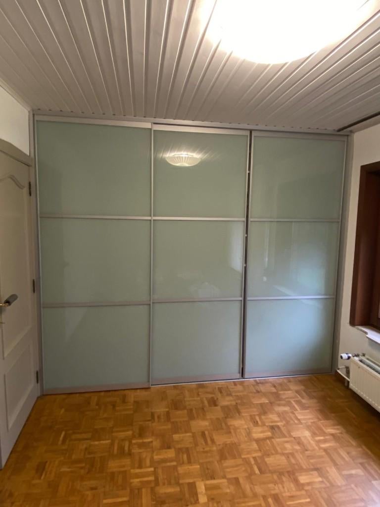 Inbouw Kledingkast met 3 glazen schuifdeuren, 200 cm of meer, 200 cm of meer, 50 tot 75 cm, Ophalen