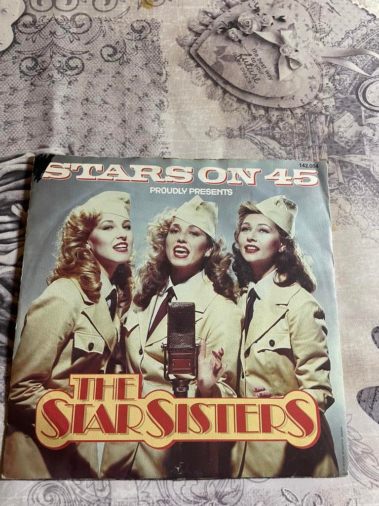 The starsisters stars on 45, Enlèvement ou Envoi