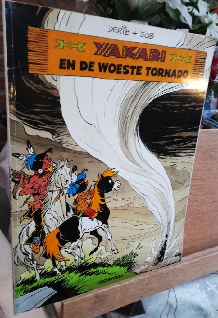 Yakari nr 22   '' Yakari en de woeste tornado, Boeken, Gelezen, Eén stripboek, Derib; Job, Ophalen of Verzenden