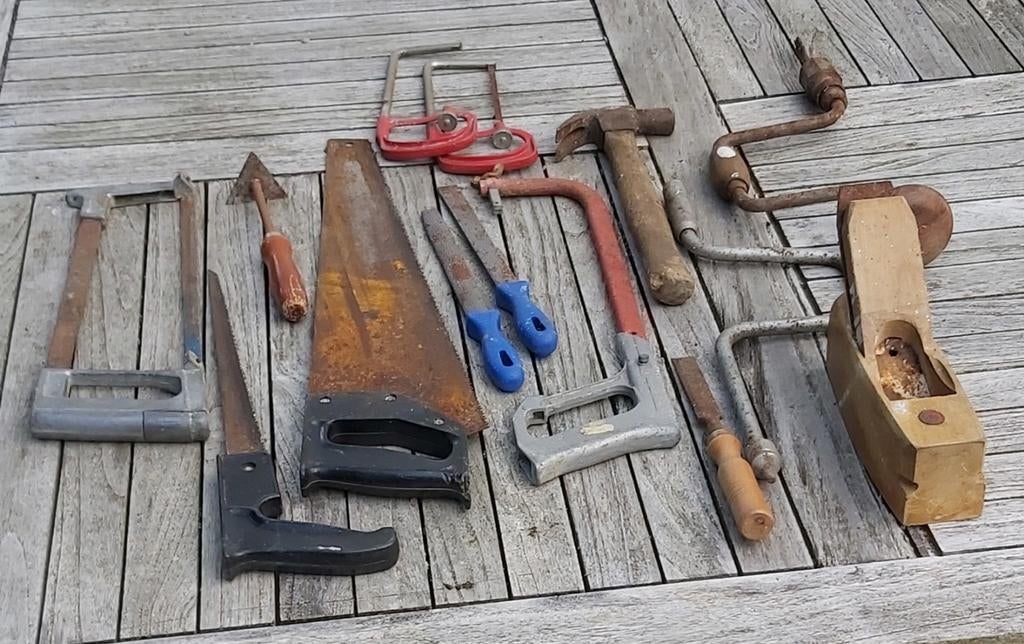 Oude Blokschaaf en Oud Gereedschap alles samen., Ophalen