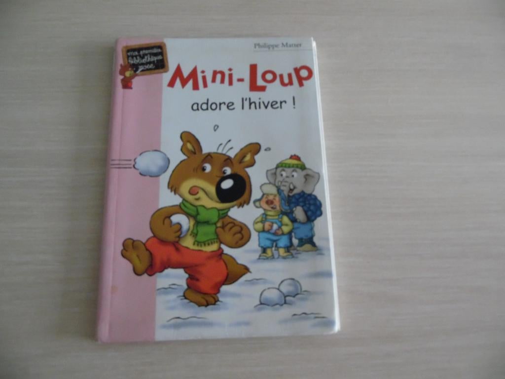 MINI-LOUP ADORE L'HIVER !, Livres, Livres pour enfants | Jeunesse | Moins de 10 ans, Comme neuf, Fiction général, Enlèvement ou Envoi