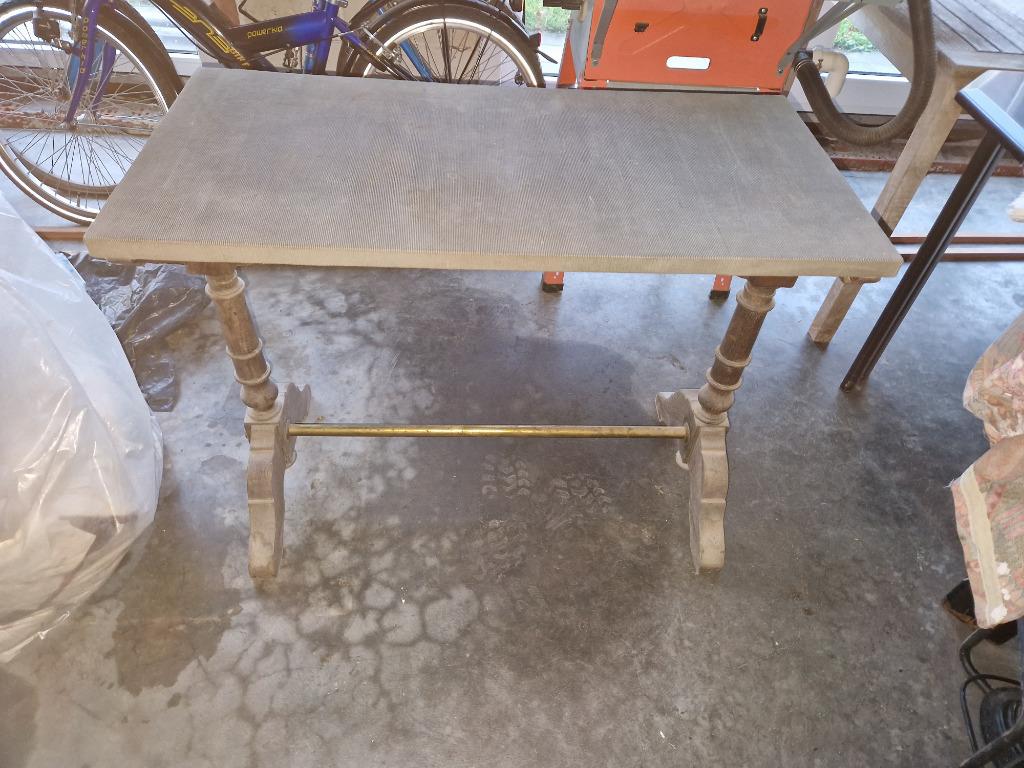 tafeltje, Huis en Inrichting, Tafels | Bijzettafels, Ophalen, Overige materialen, Gebruikt, 60 cm of meer