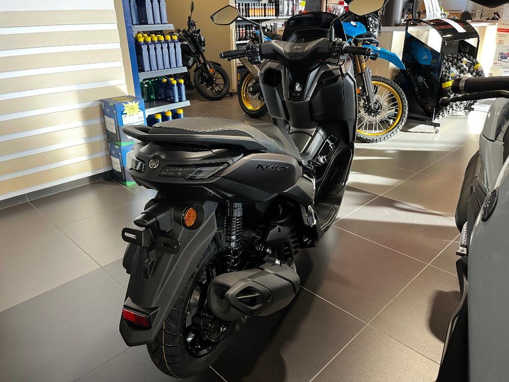 Yamaha NMAX 125 Tech MAX, Motos, Scooter, Entreprise, Jusqu'à 11 kW, Permis Moto A1 minimum