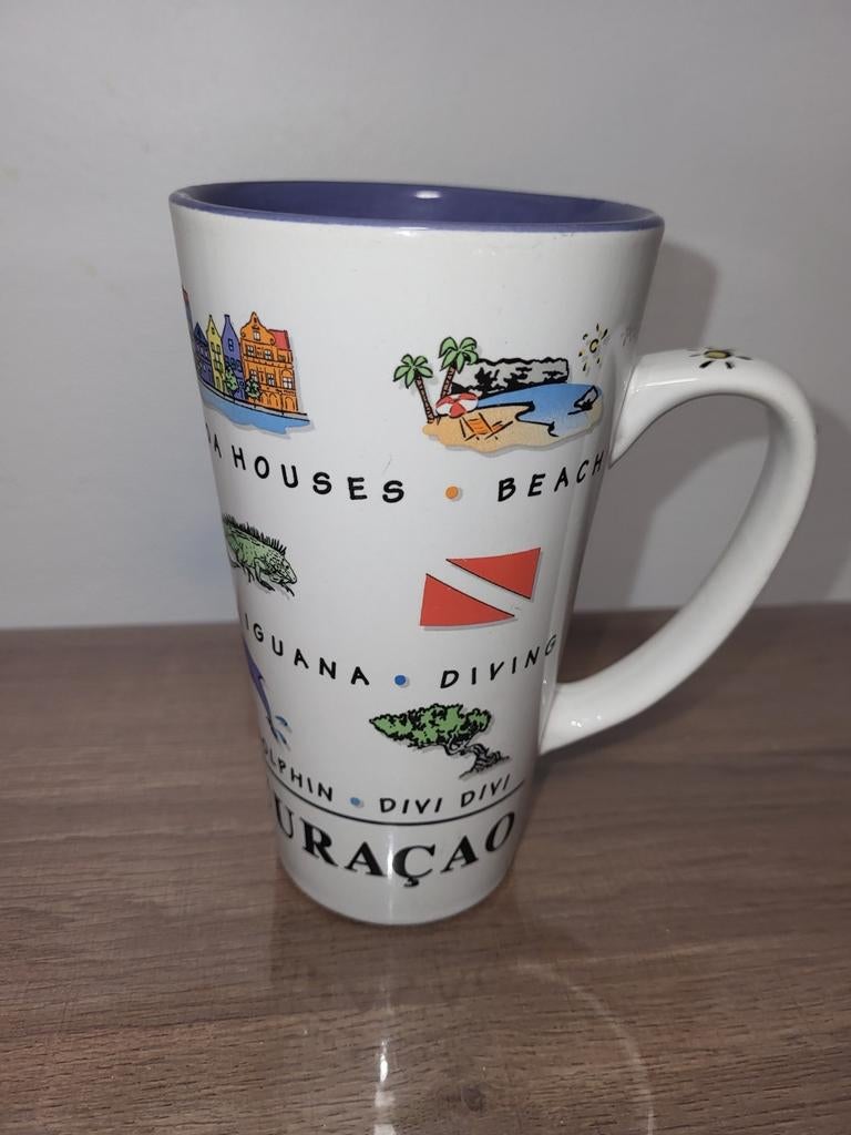 Curaçao Grote paarse latte koffiekopje, Ophalen of Verzenden, Zo goed als nieuw