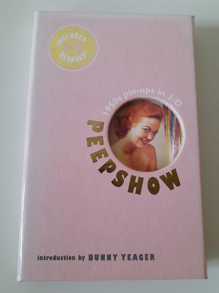 Peepshow - vintage pin-up´s in 3D, Ophalen of Verzenden, Gelezen, Plaatjesalbum