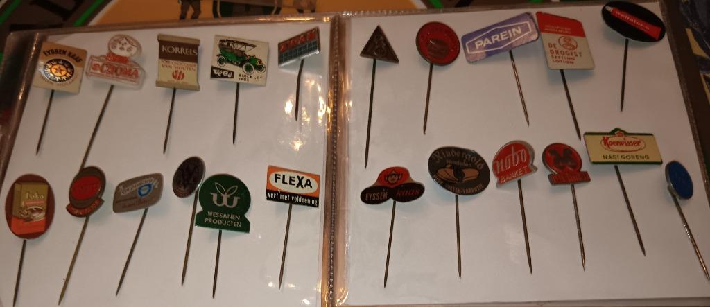22 oude pins (zie foto), Enlèvement ou Envoi